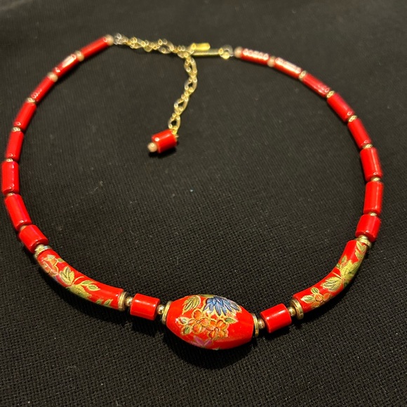 VTG Vivid Plastic Oriental Pattern Choker. Absolutely gorgeous!! - Picture 4 of 8